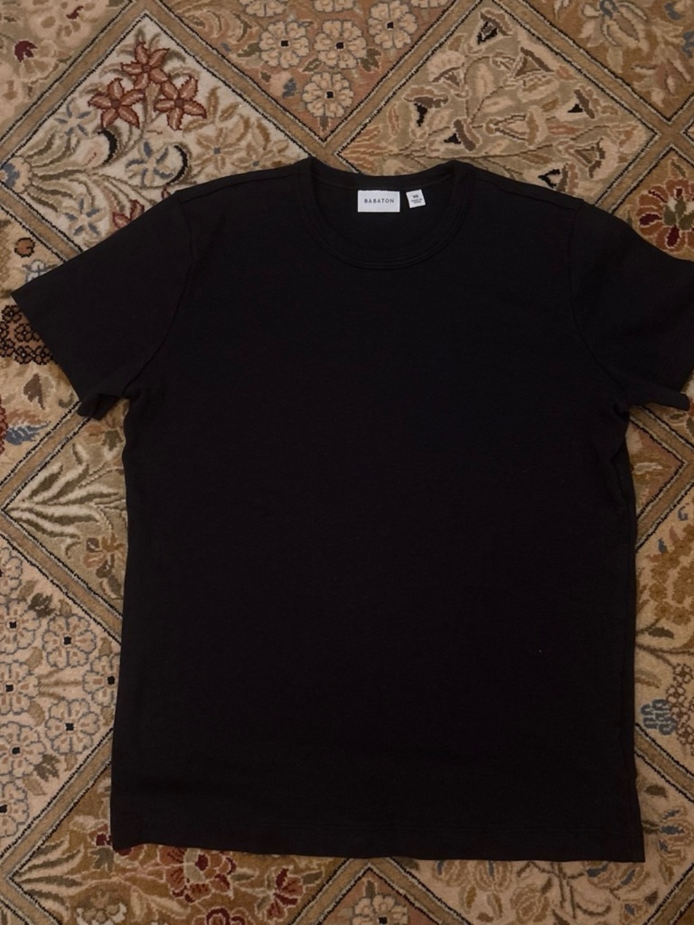Aritzia Babaton Black Short Sleeve Crewneck Tee